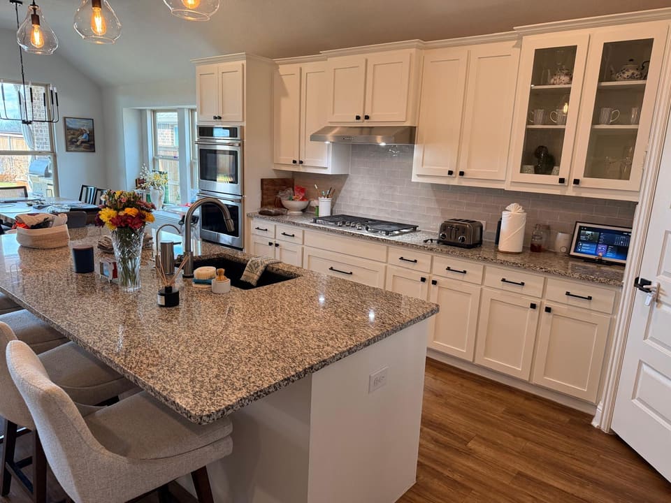 Kitchen after a deep cleaning